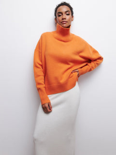 Oversized trui met hoge col en ribgebreide afwerking