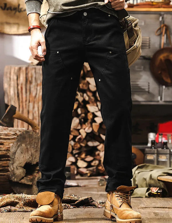 Rechtafstaande broek met meerdere zakken