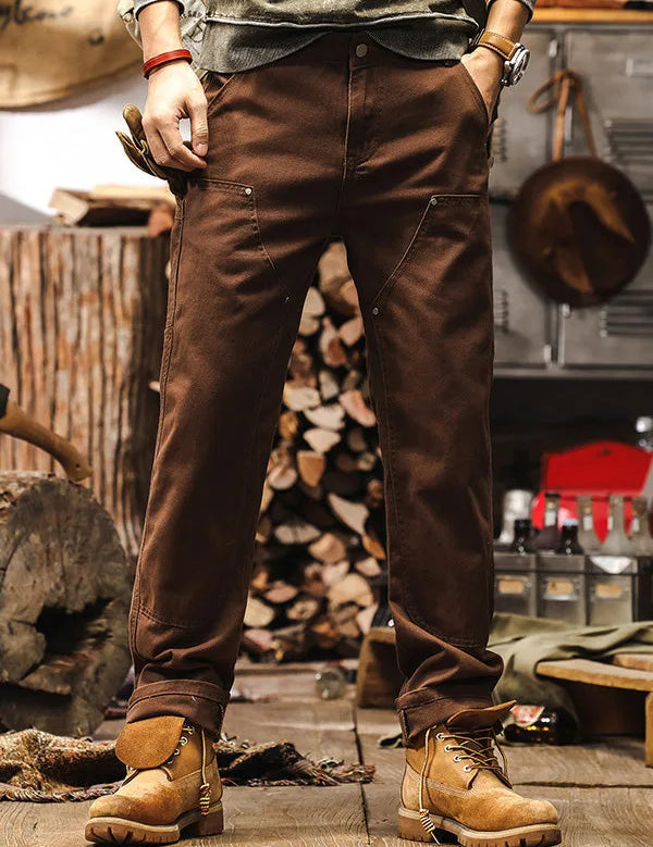 Rechtafstaande broek met meerdere zakken