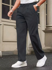 Rechte broek met geplooide details en zijzakken