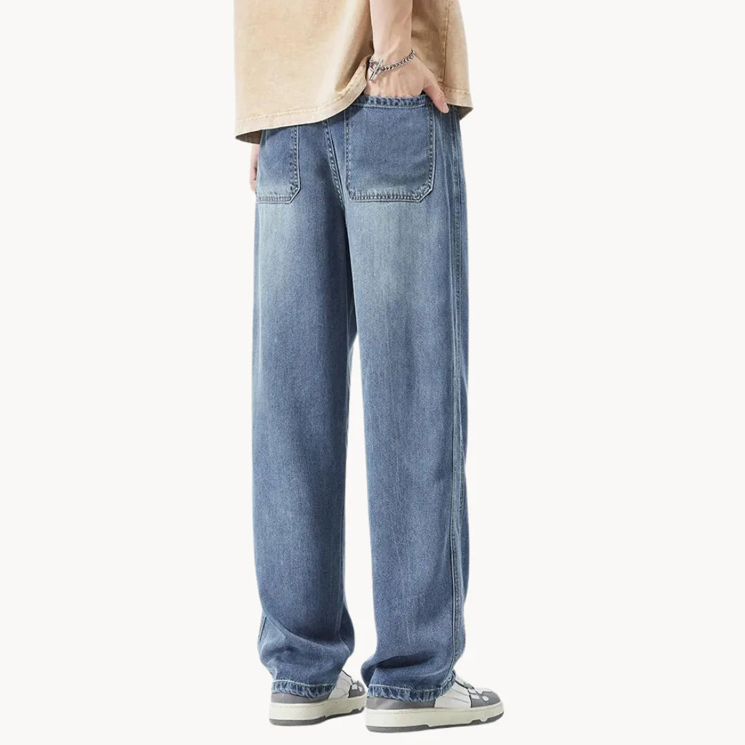 Relaxed fit jeans met lichte wassing