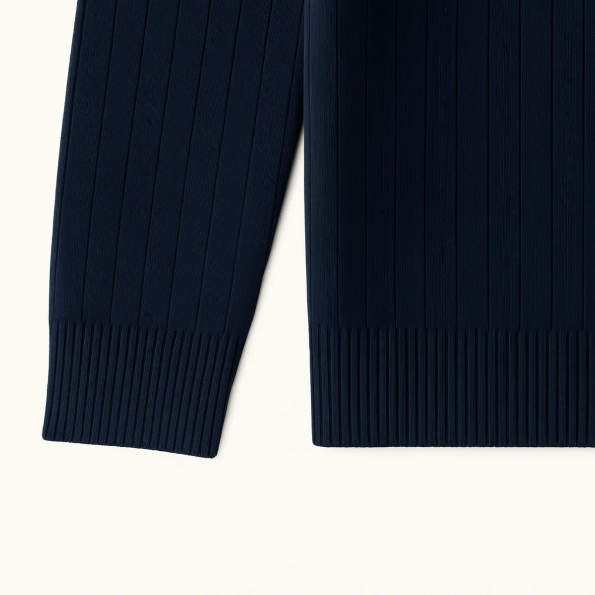 Ribgebreide trui met halve rits en opstaande kraag