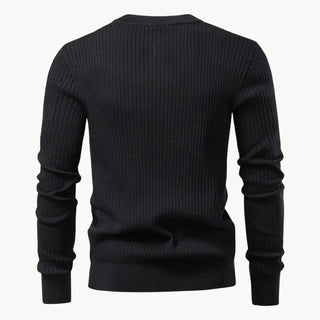 Ribgebreide trui met ronde hals en knoopsluiting
