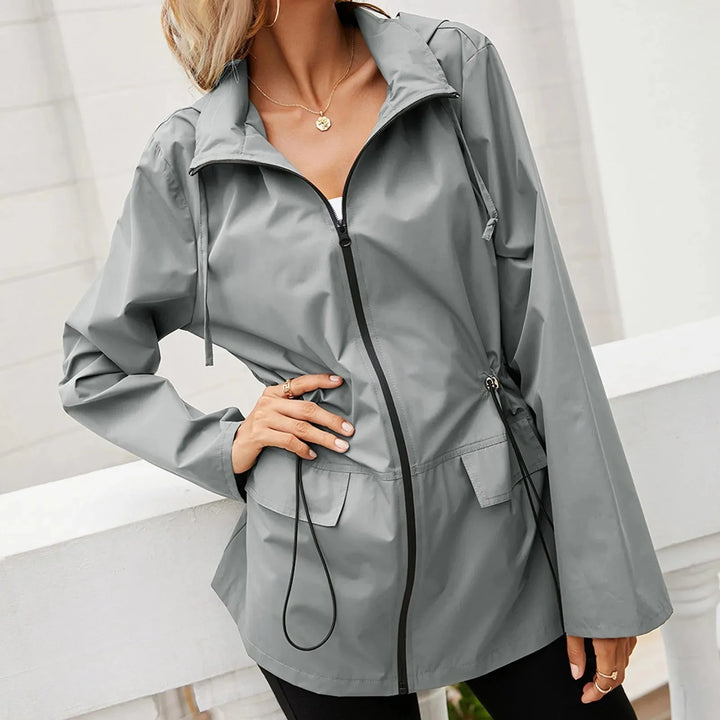 Oversized regenjas met capuchon