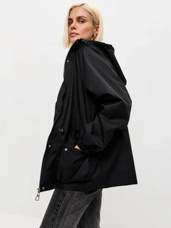 Waterdichte windbreaker met capuchon