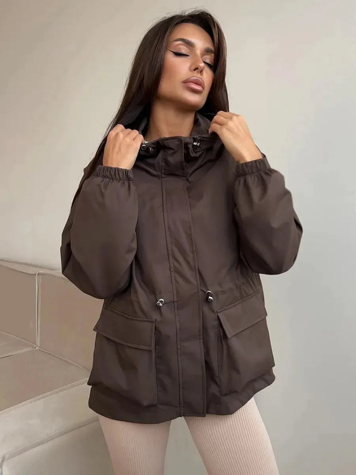 Waterdichte windbreaker met capuchon