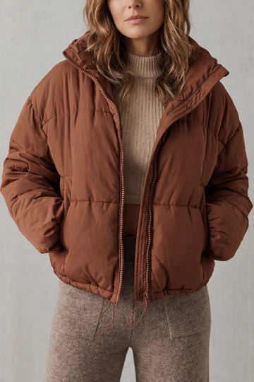 Cropped gewatteerde jas met capuchon