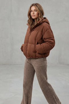 Cropped gewatteerde jas met capuchon