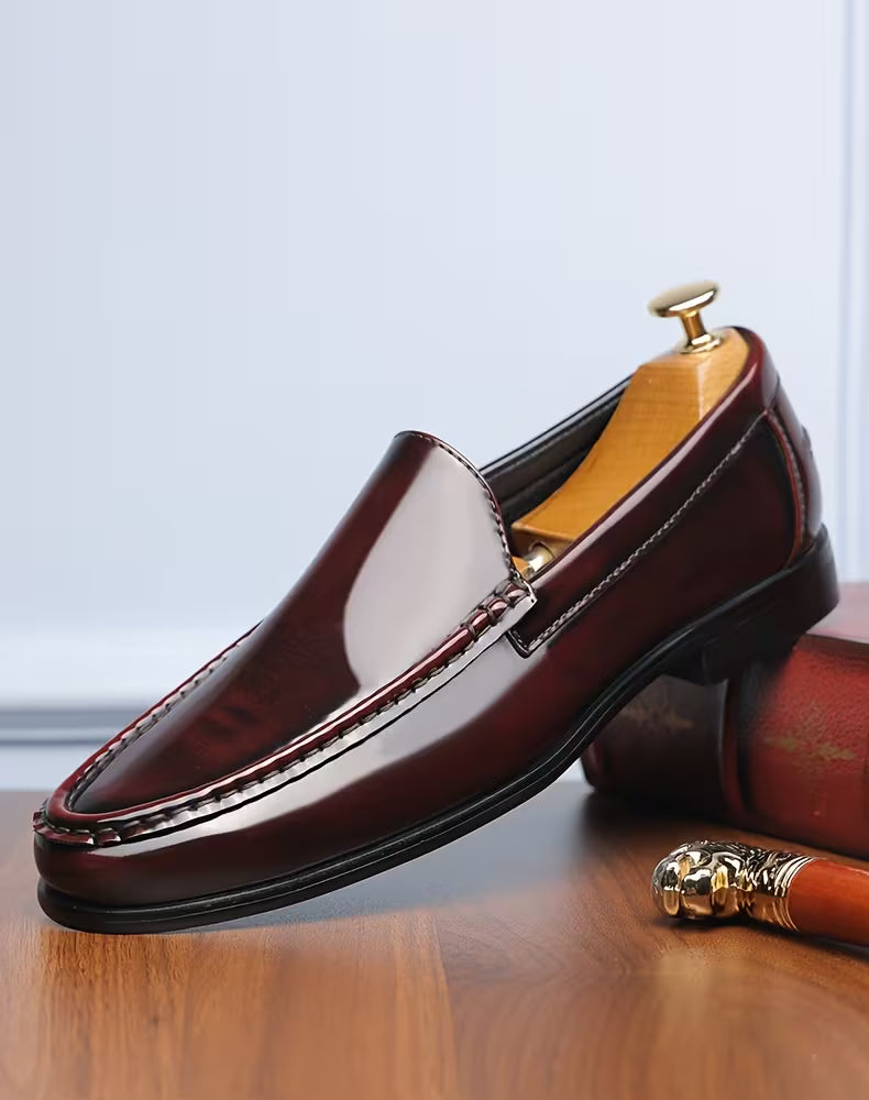 Schoenen met lichtgewicht ontwerp en puntige neus