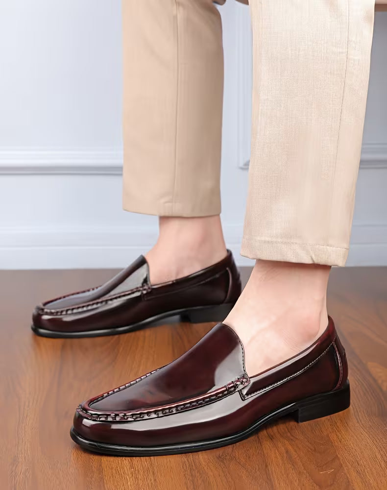 Schoenen met lichtgewicht ontwerp en puntige neus