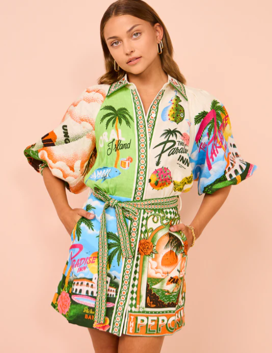 Elegante Mini-Jurk met Zomerse Verfijning en Trendy Details