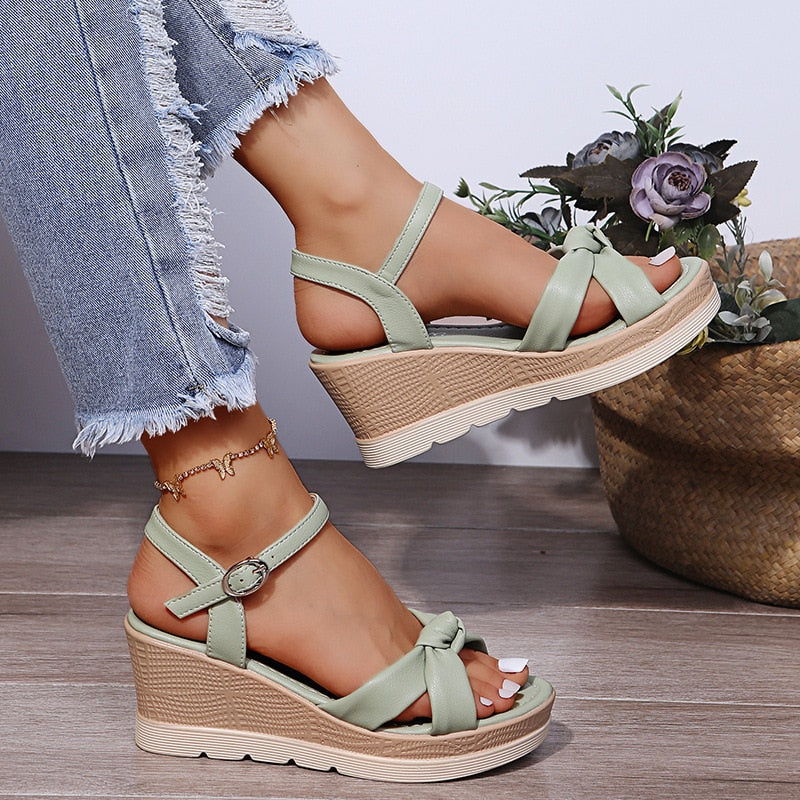 Luxe suède sandalen - perfecte combinatie van comfort, ondersteuning en modieus design voor elke gelegenheid.