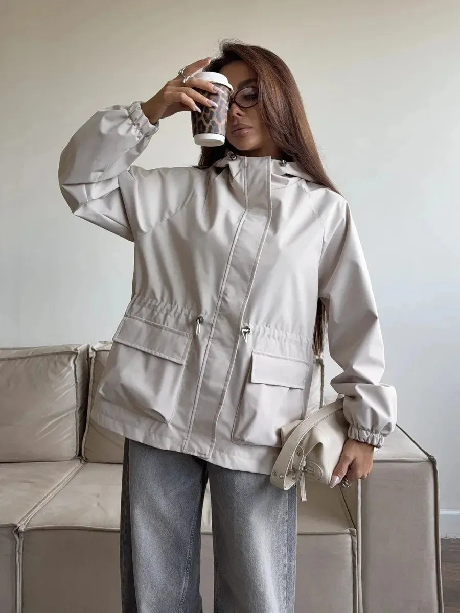 Waterdichte windbreaker met capuchon