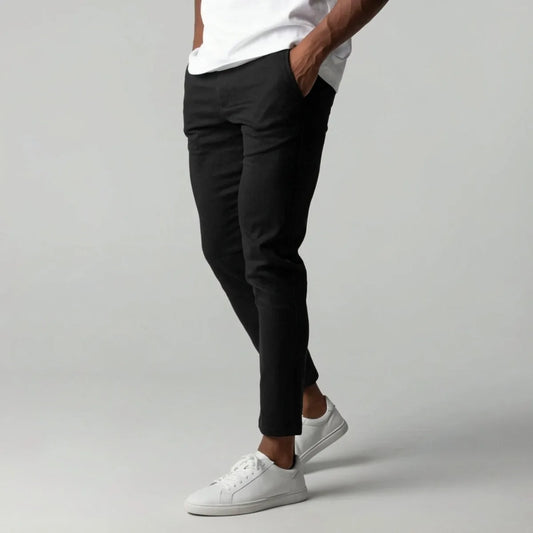 Slim fit chino met steekzakken