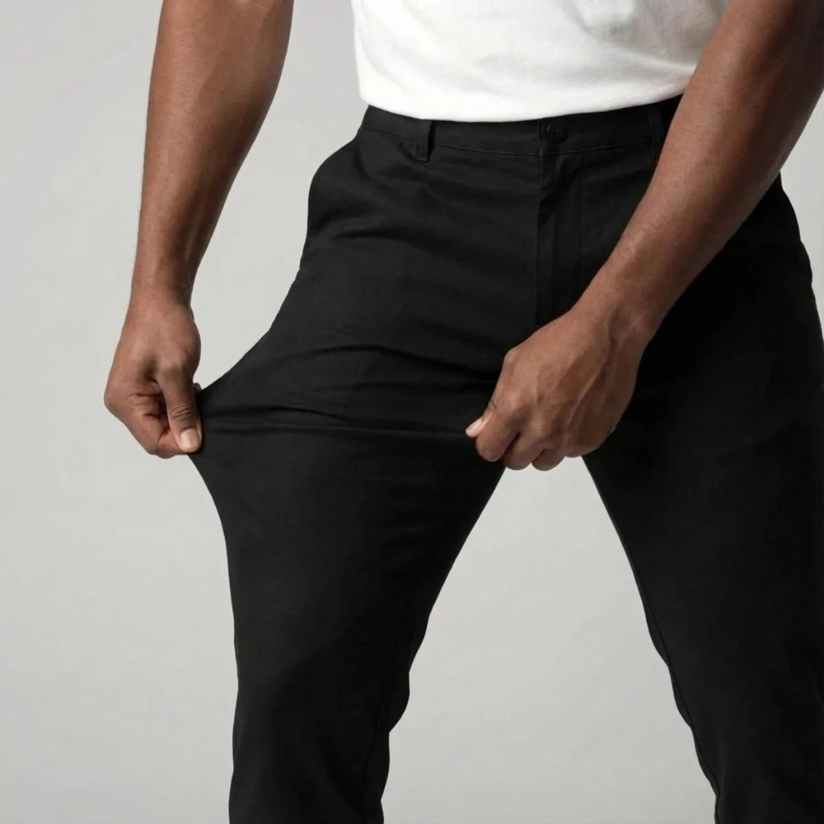 Slim fit chino met steekzakken