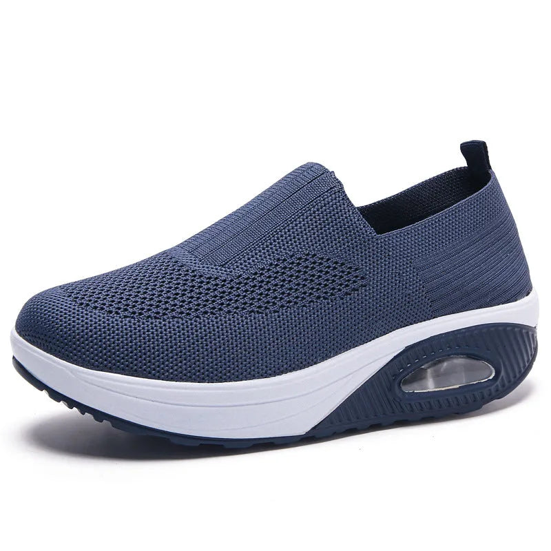 Slip-on sneakers met ademende bovenkant