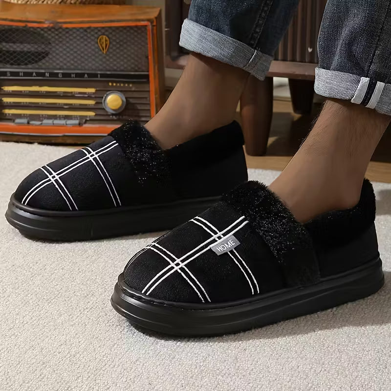 Slippers met geruit patroon en pluche voering