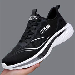 Sneakers met ademend bovenwerk en antislip buitenzool