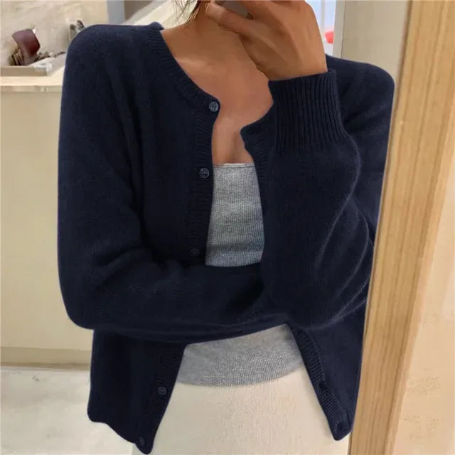 Cardigan met knopen en lange mouwen
