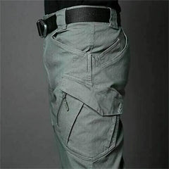 Tactical pants met cargo pockets