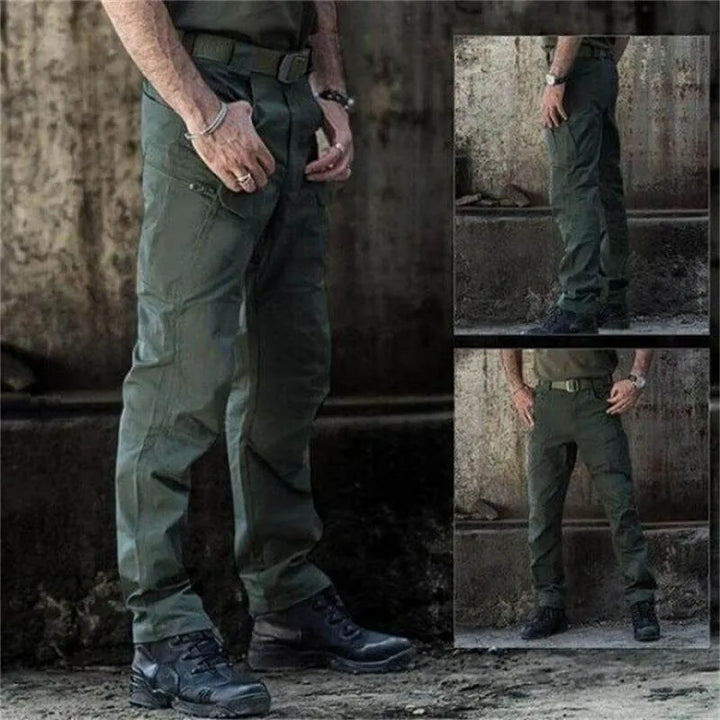 Tactical pants met cargo pockets