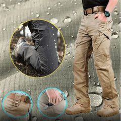 Tactical pants met cargo pockets