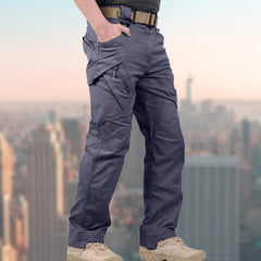 Tactical pants met cargo pockets