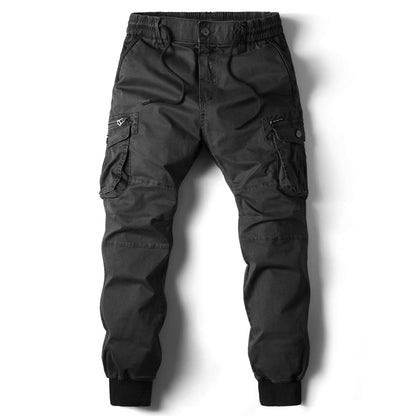 Lange cargo-broek voor heren, ideaal voor een stoere en utilitaire uitstraling in je dagelijkse kledingstijl. Gemaakt van duurzame materialen voor langdurig comfort.