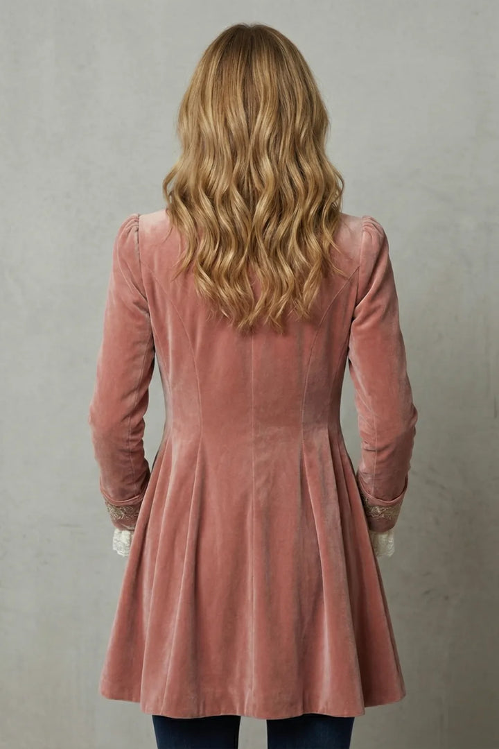Vintage jas met geborduurde details