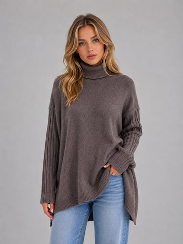 Oversized sweater met turtle neckline