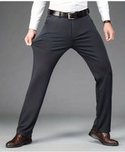 Zwarte zakelijke broek met rechte pijpen