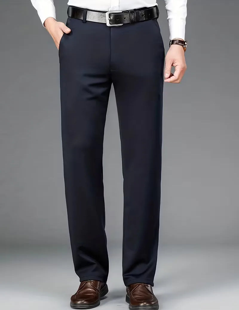 Zwarte zakelijke broek met rechte pijpen