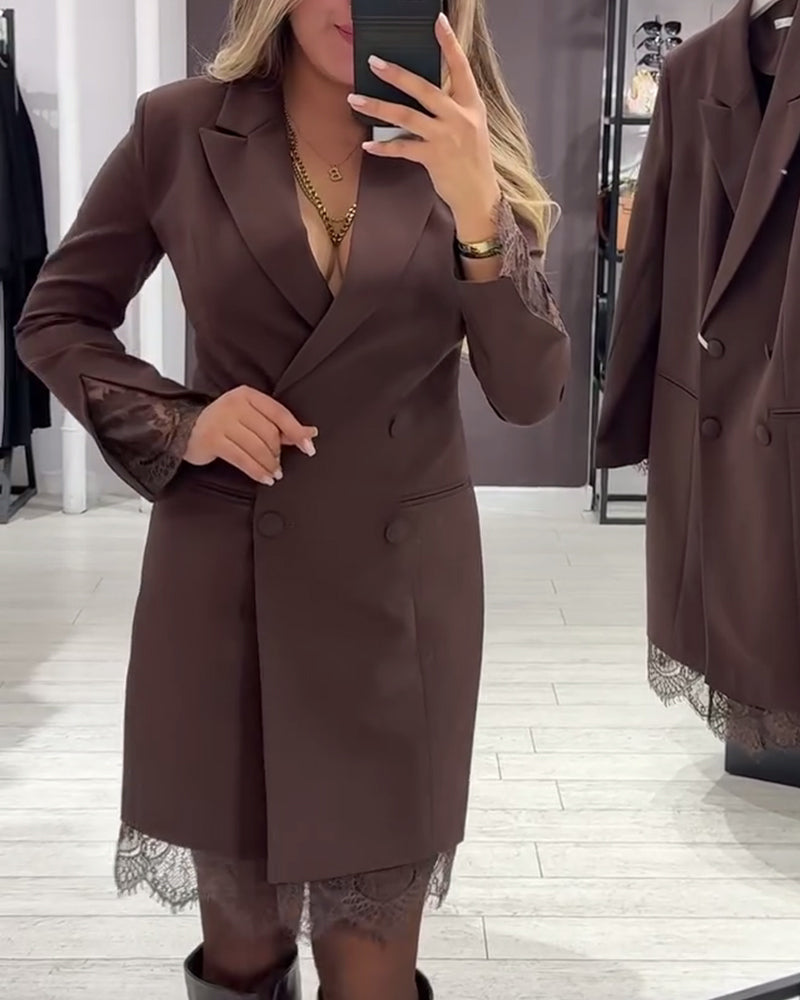 Elegante V-Hals Jurk met Contrastdetails