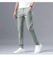 Aaron | Stretch broek in stijlvolle Dutch fashion. in de kleur Groen voor heren in stijl ideaal voor de herfst.