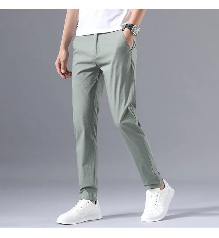 Aaron | Stretch broek in stijlvolle Dutch fashion. in de kleur Groen voor heren in stijl ideaal voor de herfst.