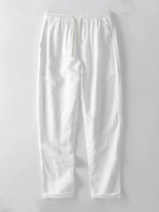 Casual zomerset voor heren - ideaal voor een relaxte en stijlvolle uitstraling in de zomer. Deze set bestaat uit een comfortabel overhemd en een trendy broek, beide gemaakt van kwaliteitsstoffen voor een veelzijdige en comfortabele fit. Perfect voor diverse gelegenheden en eenvoudig te combineren voor een gecoördineerde look.