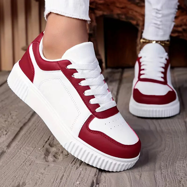 Lage sneakers met dikke zool