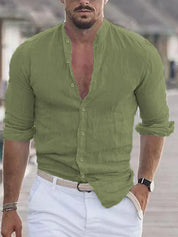 Stijlvol linnen T-shirt voor een moeiteloos trendy uitstraling. Gemaakt van hoogwaardig linnen voor ultiem comfort en voorzien van een veelzijdig ontwerp. Een must-have voor elke man, geschikt voor zowel casual als formele looks.