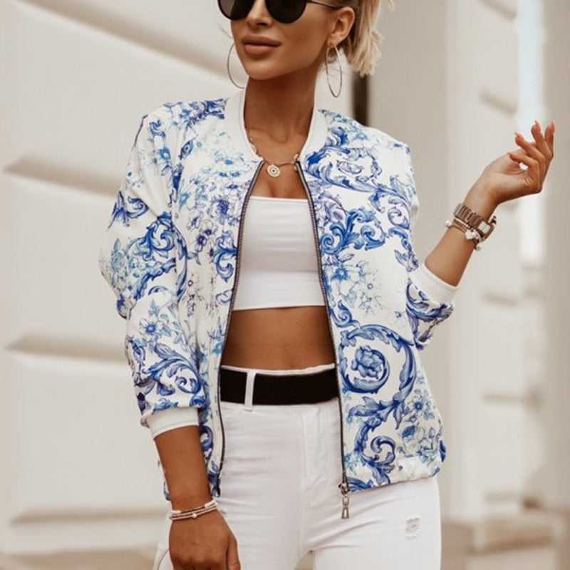 Amber | Elegante bohemian blazer in de kleur Blauw voor dames in Formal stijl ideaal voor de lente.