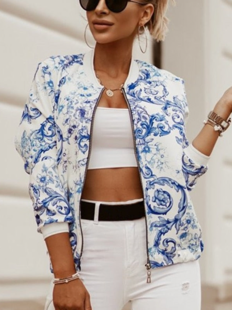 Amber | Elegante bohemian blazer in de kleur Blauw voor dames in Formal stijl ideaal voor de lente.
