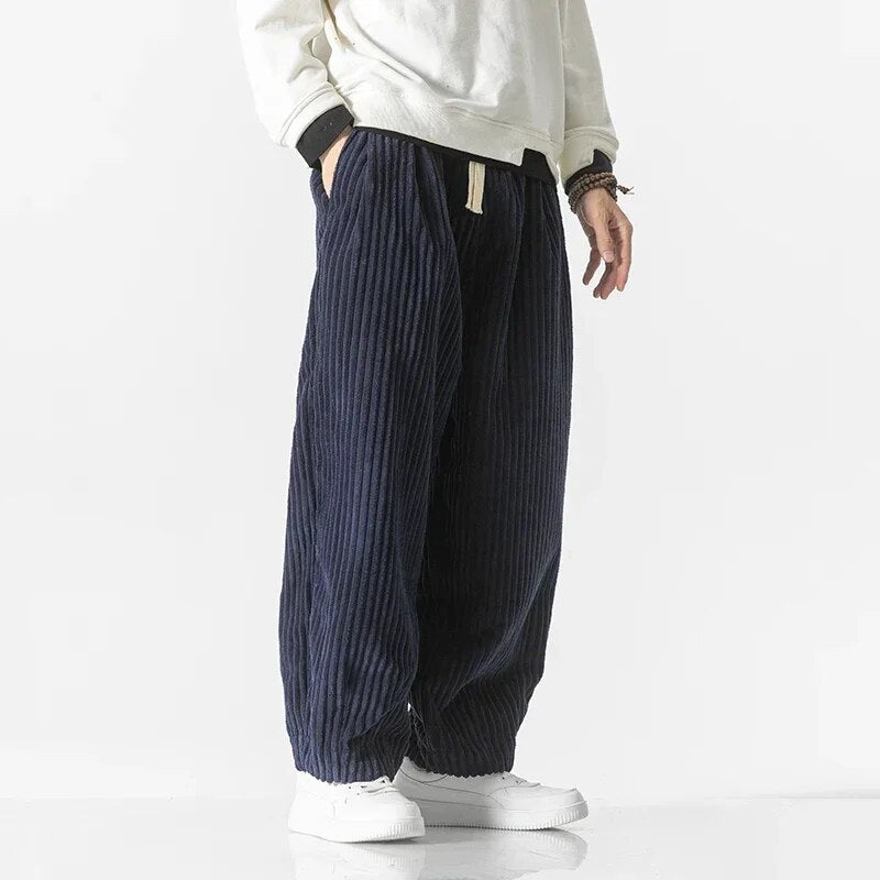 Andrew | Stijlvolle corduroy broek in de kleur Blauw voor heren in stijl ideaal voor de herfst.
