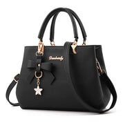 Anna Crossbody Tas | Leuk & Charmant in de kleur Zwart voor dames in stijl geschikt voor alle seizoenen.