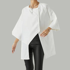 Annabel | Asymmetrische blouse in de kleur Wit voor dames in Formal stijl ideaal voor de herfst.