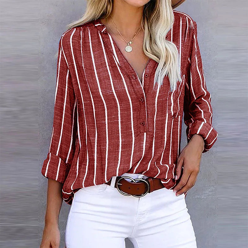 Gestreepte blouse - perfect voor elke gelegenheid. Biedt moeiteloos comfort, warmte en een trendy uitstraling. Gemaakt van duurzaam materiaal van hoge kwaliteit.