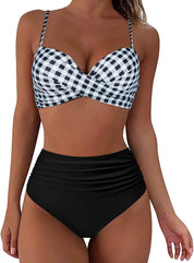 Belle | Hoge taille, kleurrijke damesbikini in de kleur Zwart - Wit voor dames in stijl ideaal voor de zomer.