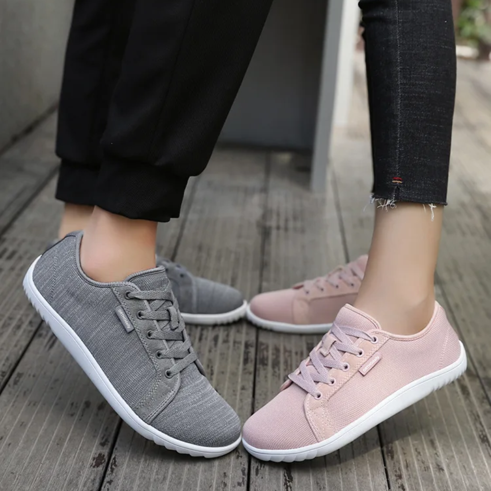 Brede zero drop comfort schoenen in de kleur 36 voor dames in stijl geschikt voor alle seizoenen.