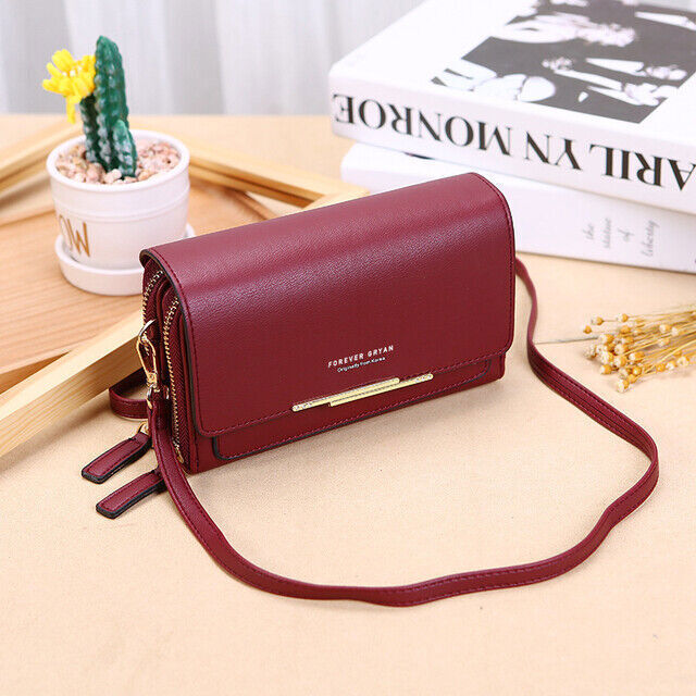 Cara Crossbody Tas | Multifunctioneel & Stijlvol in de kleur Bordeaux voor dames in stijl geschikt voor alle seizoenen.