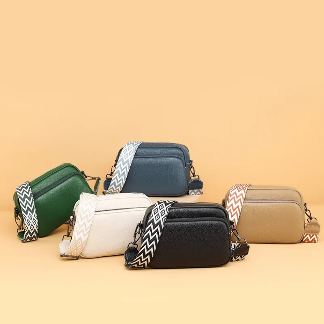 Carrie Messenger Tas | Strak & Stijlvol in de kleur Blauw voor dames in stijl geschikt voor alle seizoenen.