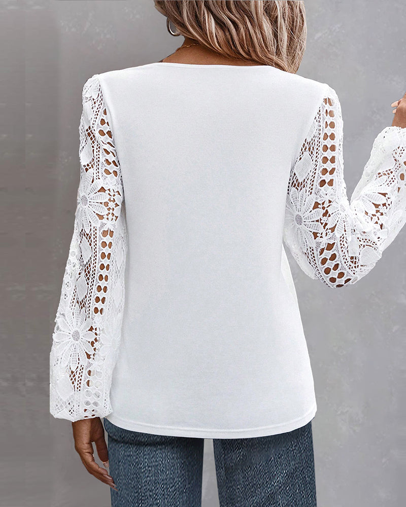 Casual chique kanten top in de kleur Wit voor dames in stijl ideaal voor de herfst.