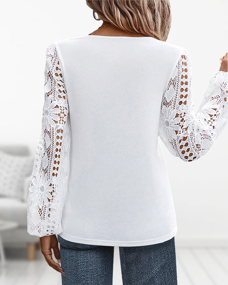 Casual chique kanten top in de kleur Wit voor dames in stijl ideaal voor de herfst.
